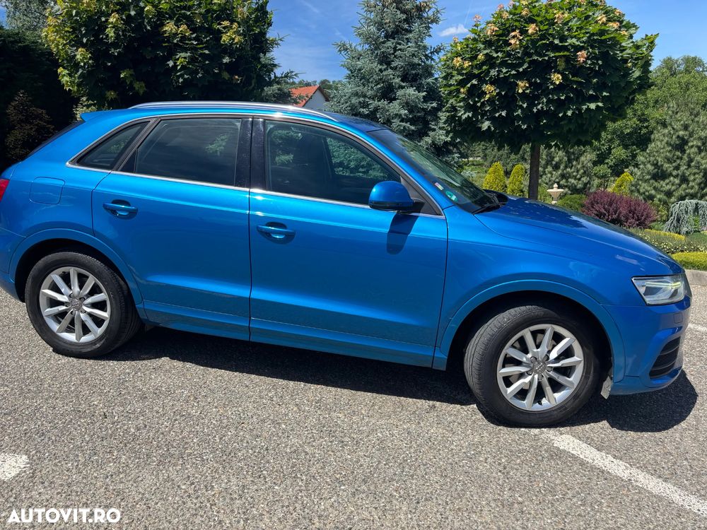Audi Q3 2.0 TDI sport - 13