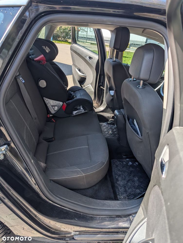 Opel Astra 1.7 CDTI - 11