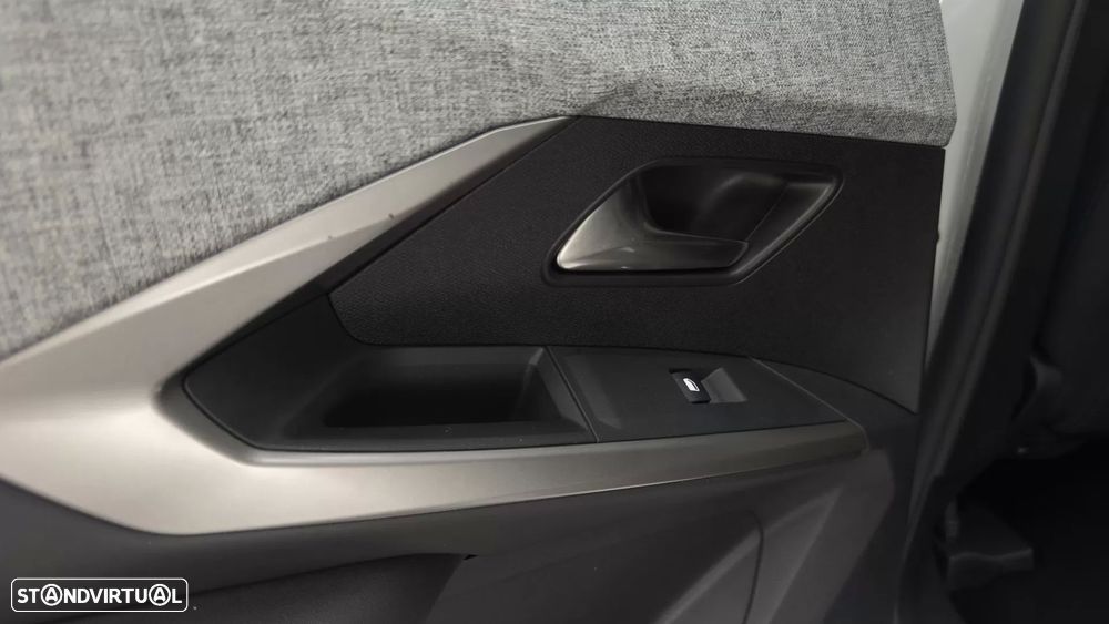 Peugeot 5008 1.2 Hybrid Allure e-DCS6 - 18