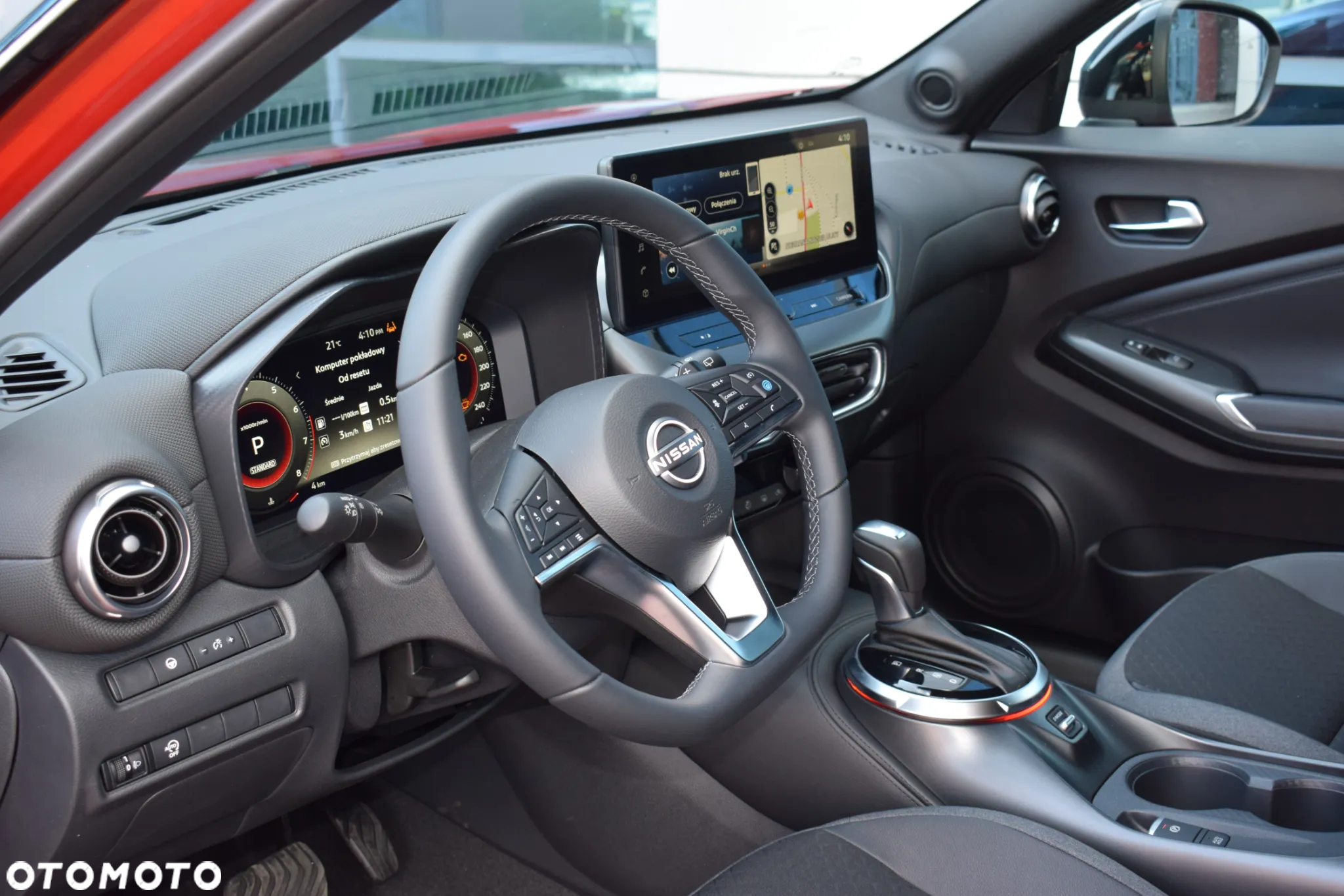 Nissan Juke 1.0 DIG-T N-Connecta DCT - 18