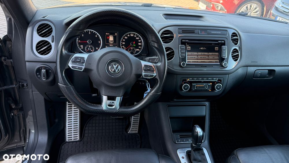 Volkswagen Tiguan 2.0 TDI 4Mot Perfectline R-Style DSG - 13