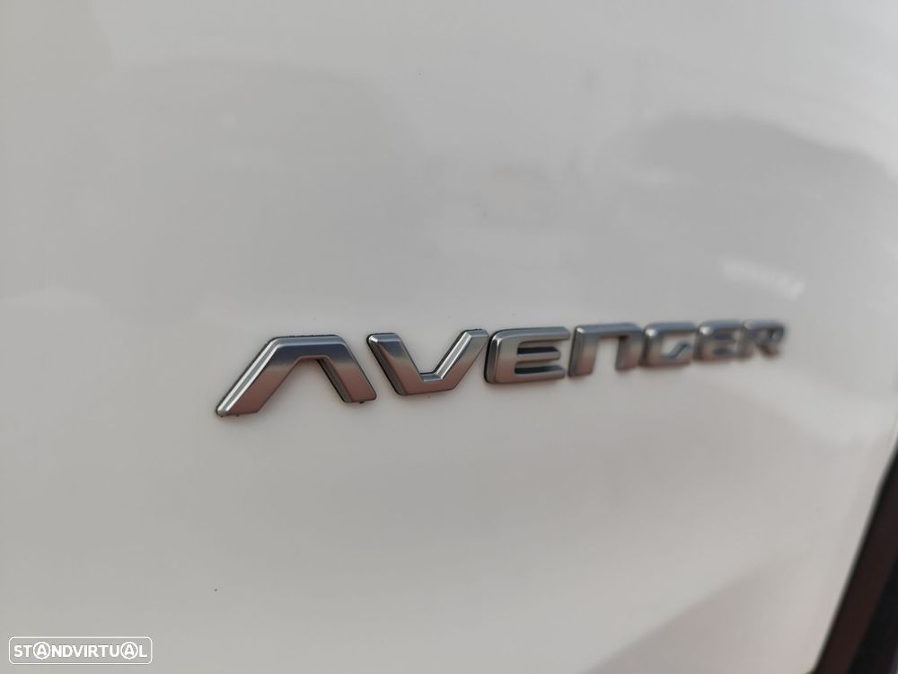 Jeep Avenger 1.2 GSE T3 Altitude - 13