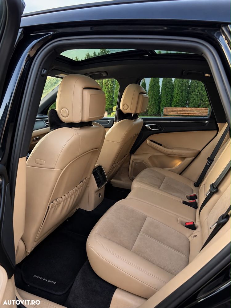 Porsche Macan Standard - 5
