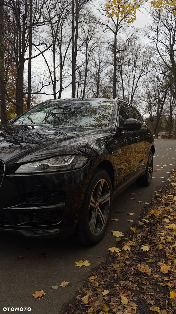 Jaguar F-Pace 20d AWD Chequered Flag - 1