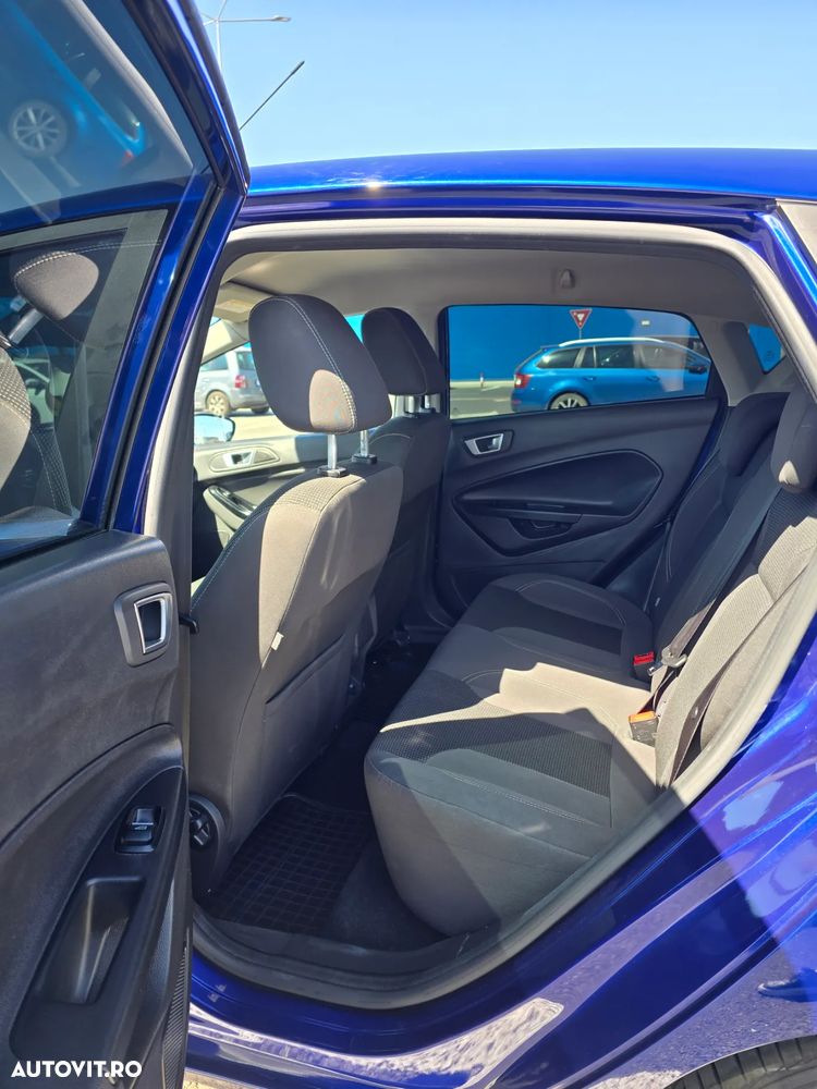 Ford Fiesta 1.5 TDCi Titanium - 10