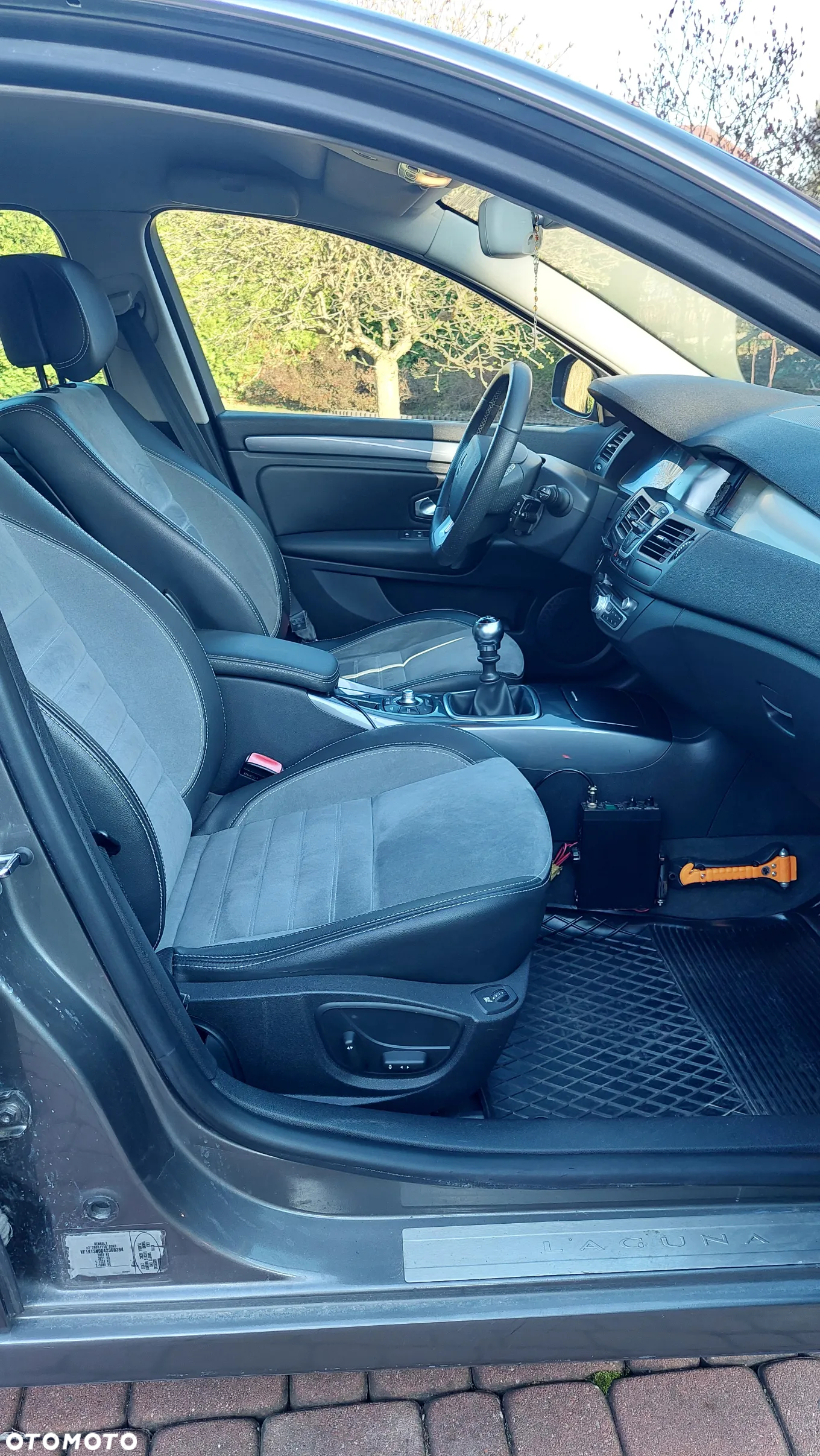 Renault Laguna 2.0 dCi Limited - 26