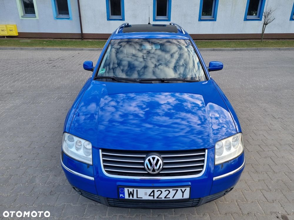 Volkswagen Passat - 4