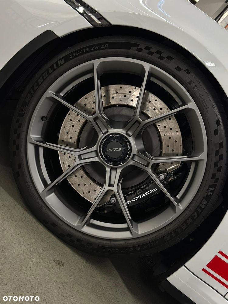 Porsche 911 GT3 - 10