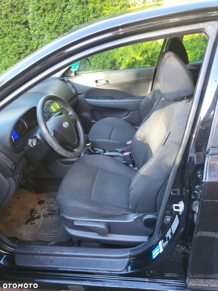 Hyundai i30 1.4 Base - 5
