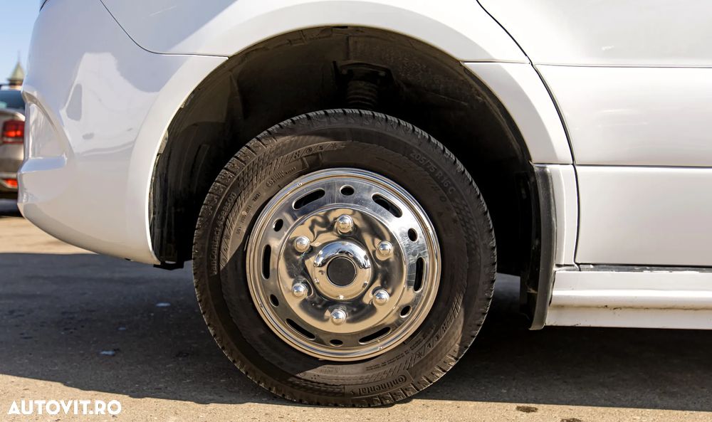 Mercedes-Benz Sprinter - 12