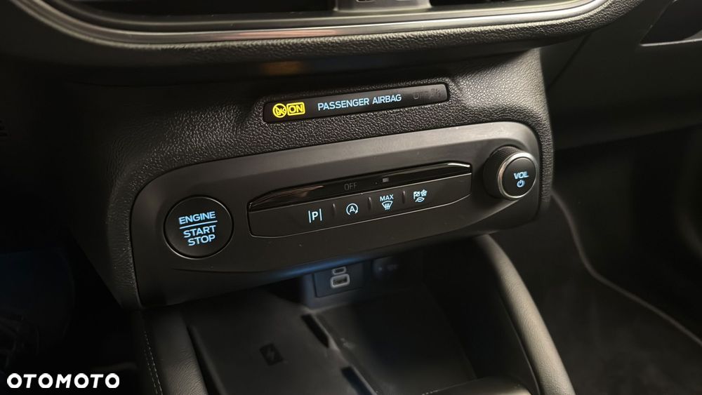 Ford Focus 1.0 EcoBoost mHEV Titanium X - 18