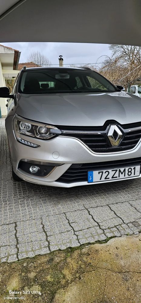 Renault Mégane Sport Tourer 1.5 Blue dCi Limited EDC - 4