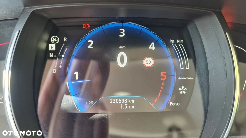 Renault Espace 1.6 dCi Energy Initiale Paris EDC 7os - 32