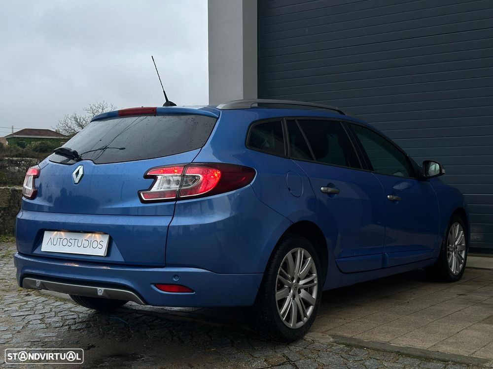 Renault Mégane Sport Tourer 1.5 dCi Bose Edition SS - 2