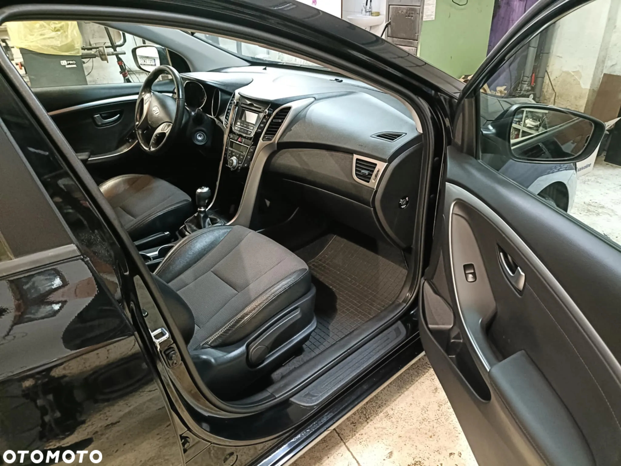 Hyundai i30 1.4 Premium - 6