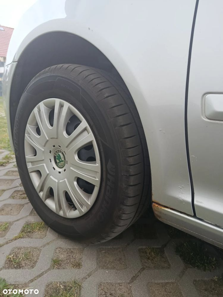 Skoda Octavia 1.6 Ambition - 11