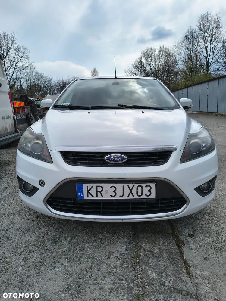 Ford Focus 1.6 16V Trend - 1