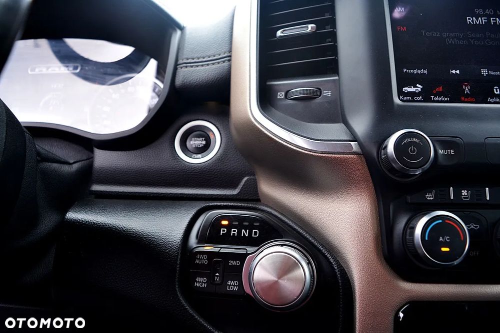 Dodge RAM 5.7 4x4 - 14