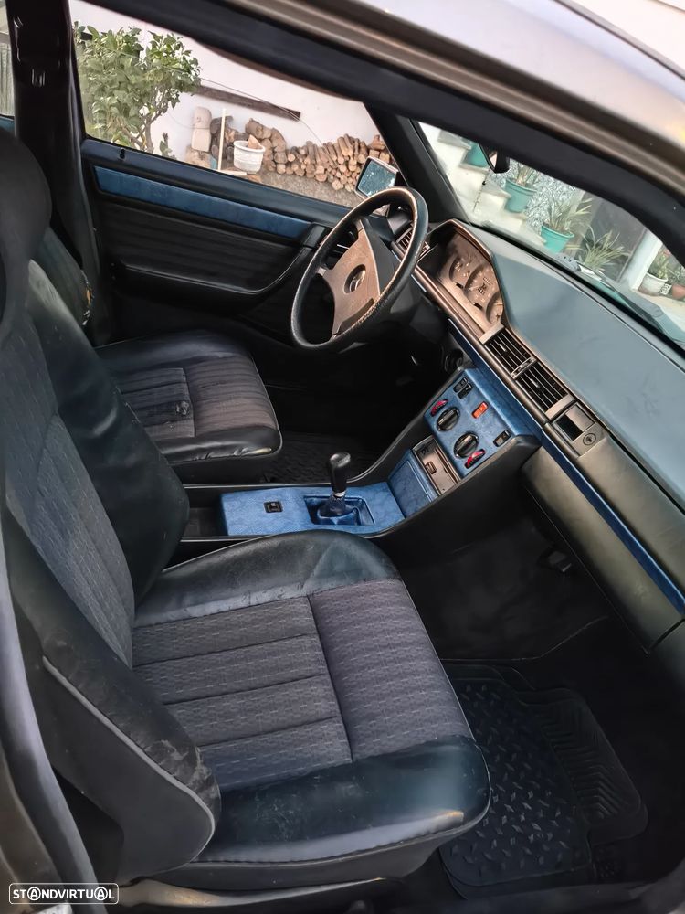 Mercedes-Benz W124 (1984-1997) - 9