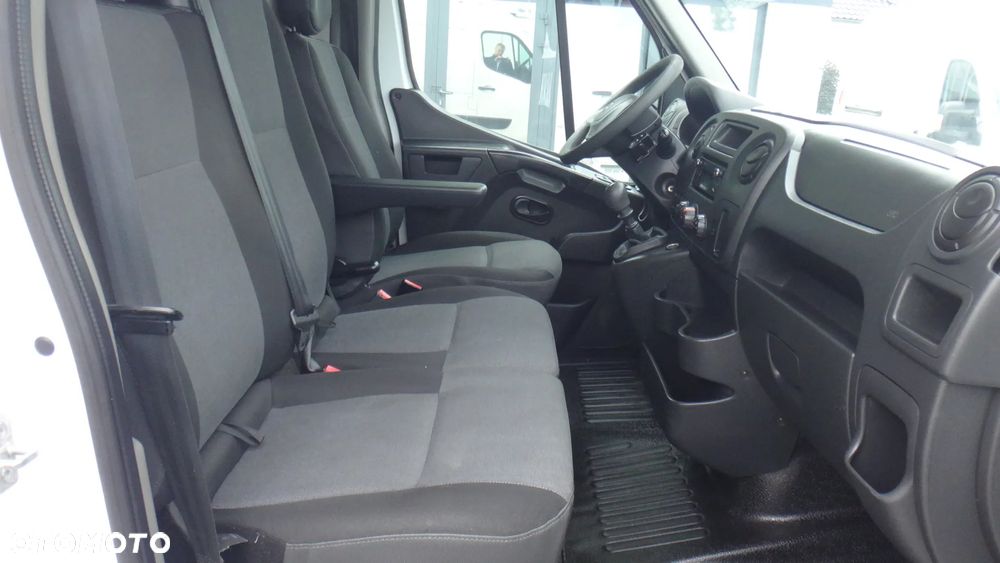 Renault Master - 11
