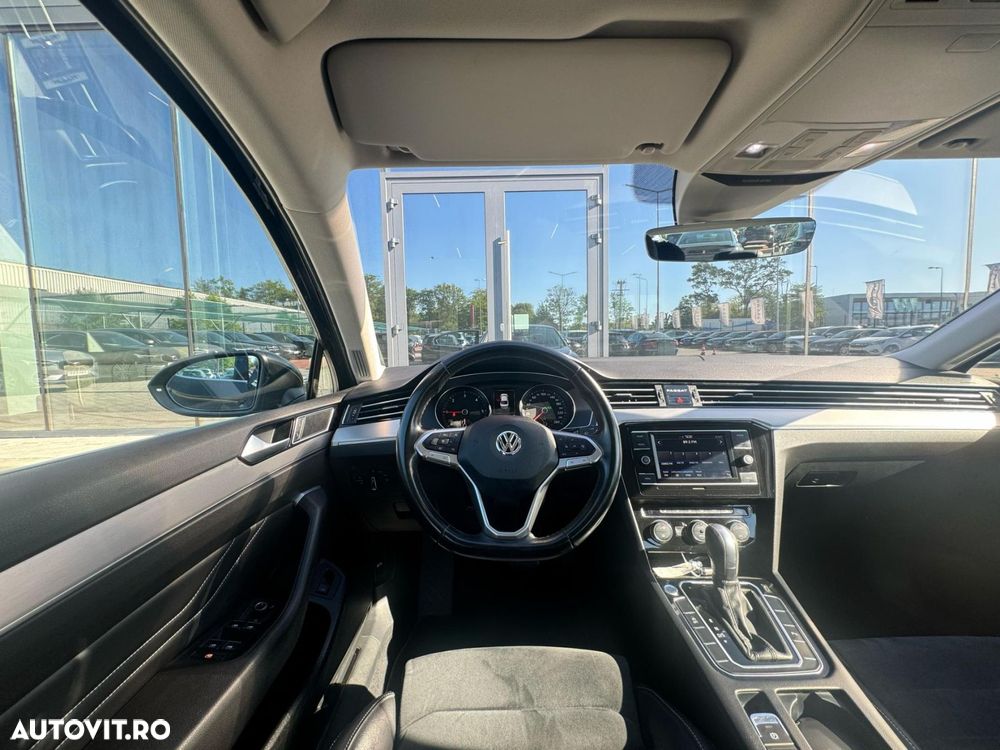 Volkswagen Passat 2.0 TDI DSG Highline - 11