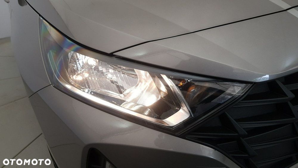 Hyundai i20 - 11