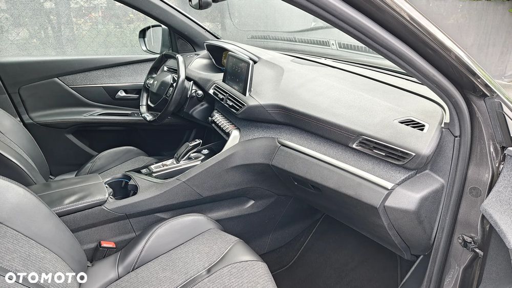 Peugeot 3008 - 16