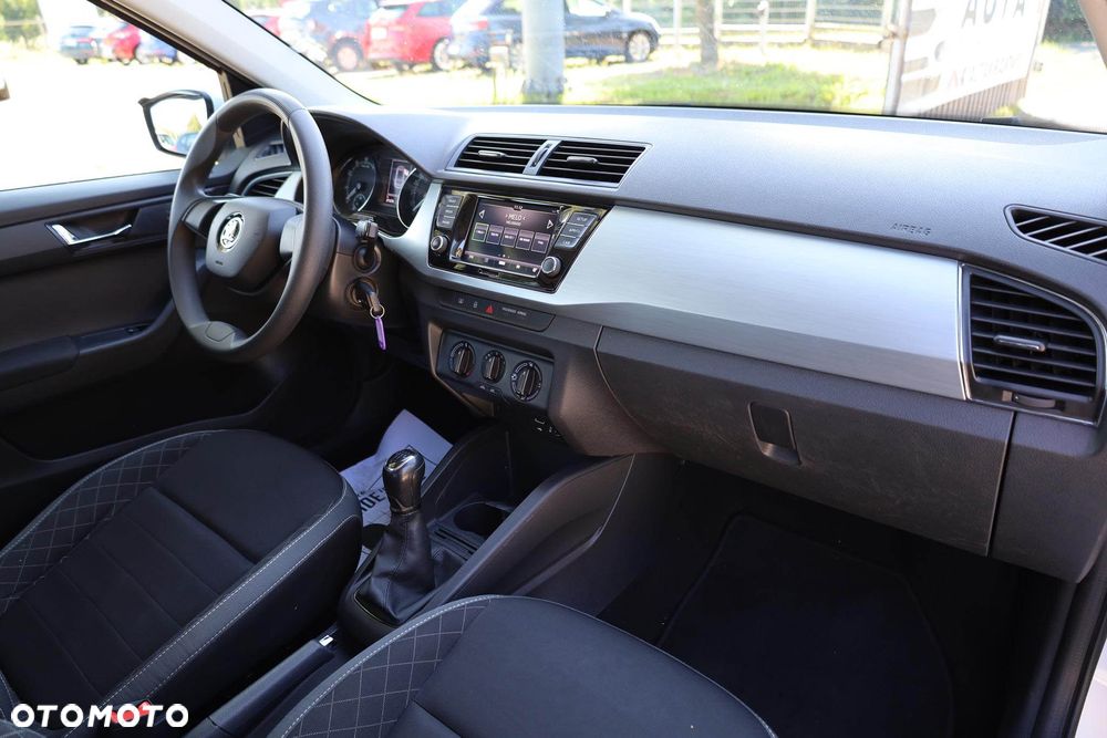 Skoda Fabia 1.0 TSI Ambition - 25