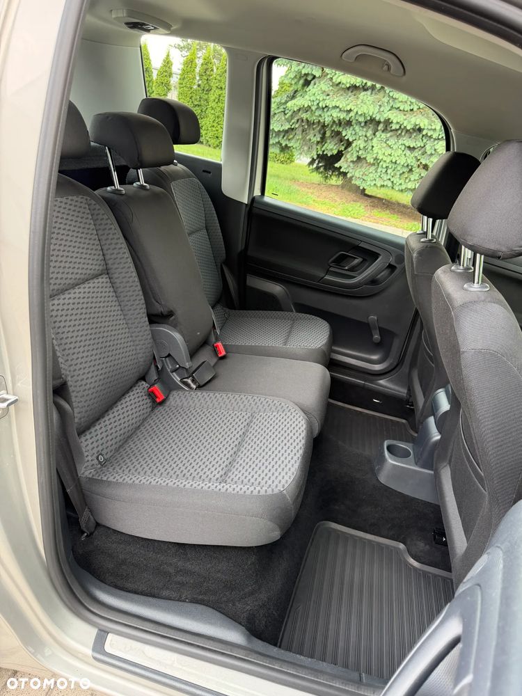Skoda Roomster 1.4 16V Elegance - 33