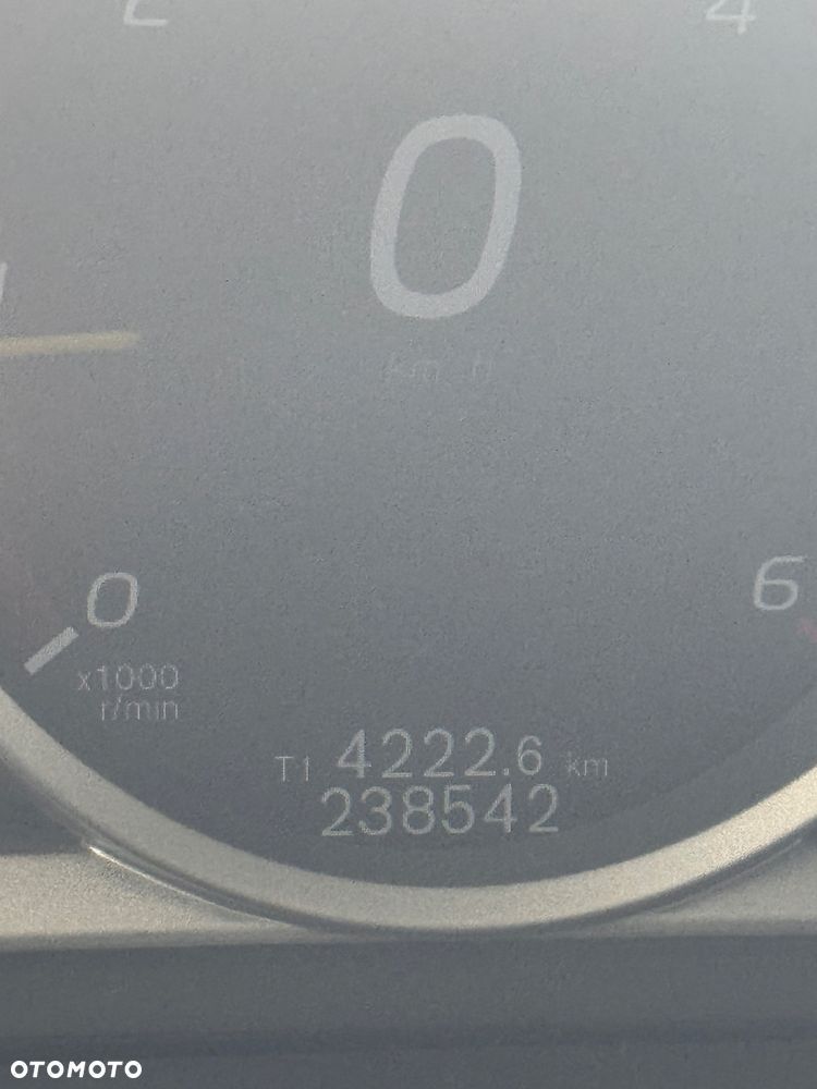 Volvo V60 D4 Drive-E Momentum - 13