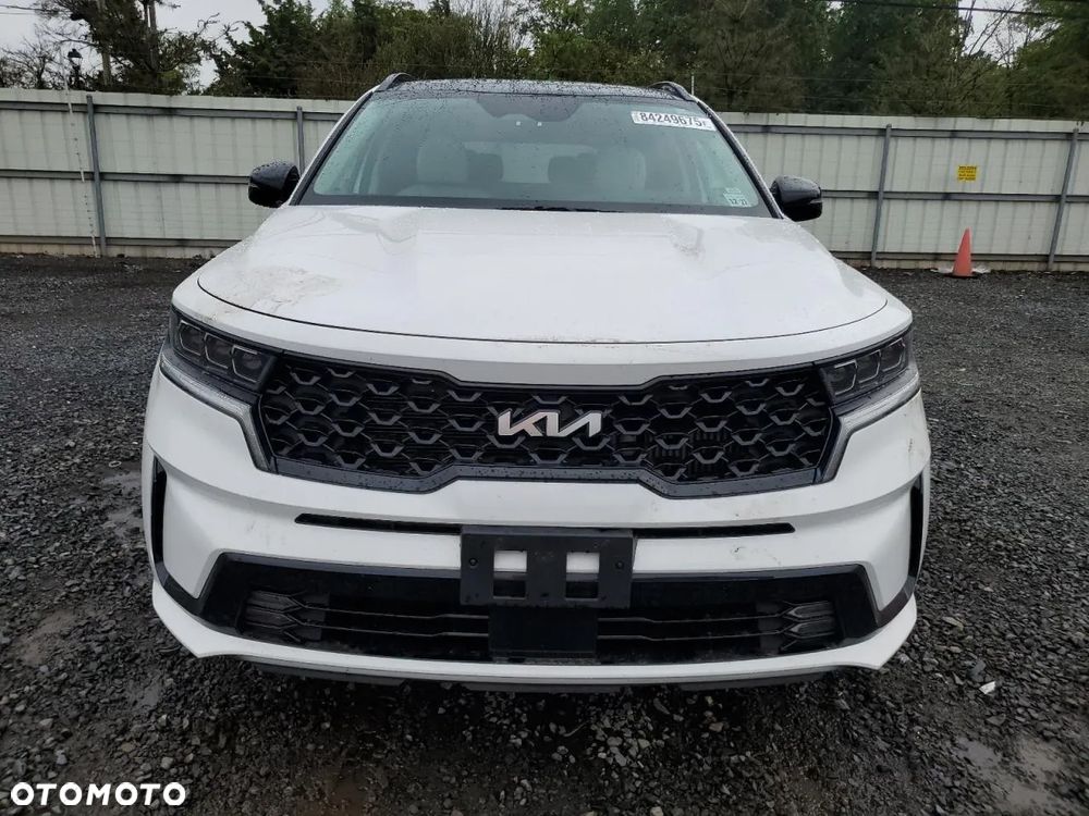 Kia Sorento - 5