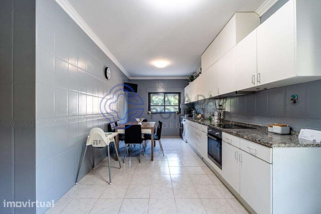 T3 com 140 m2, Suite e Garagem em Valongo - Grande imagem: 2/31