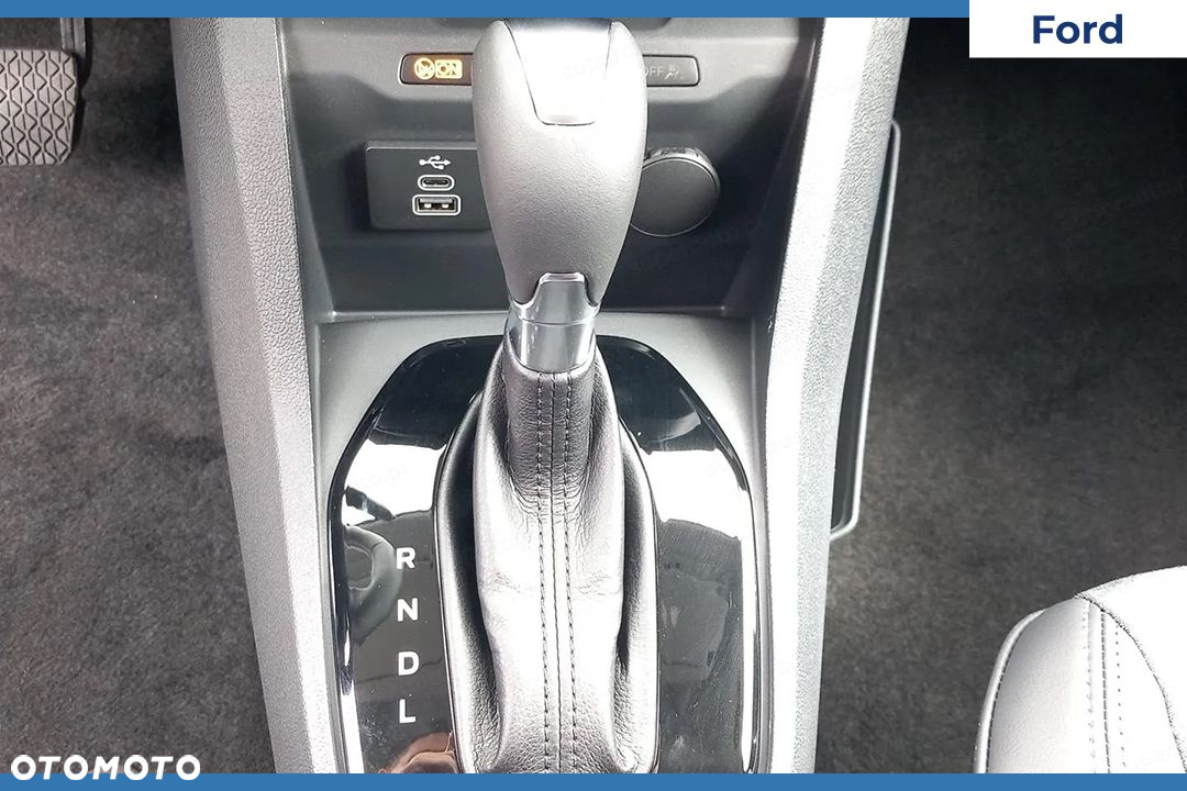 Ford Tourneo Courier - 8