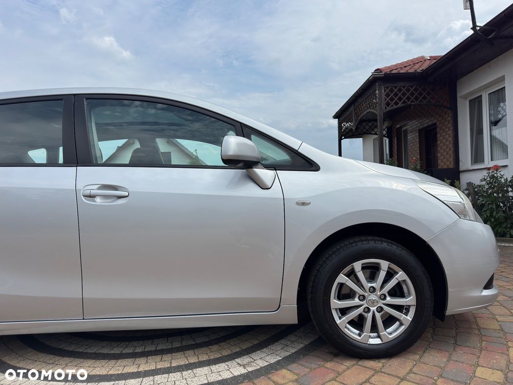 Toyota Verso - 17
