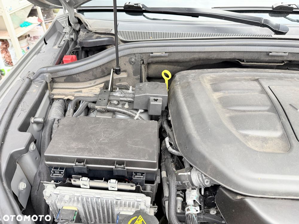 Jeep Grand Cherokee - 27