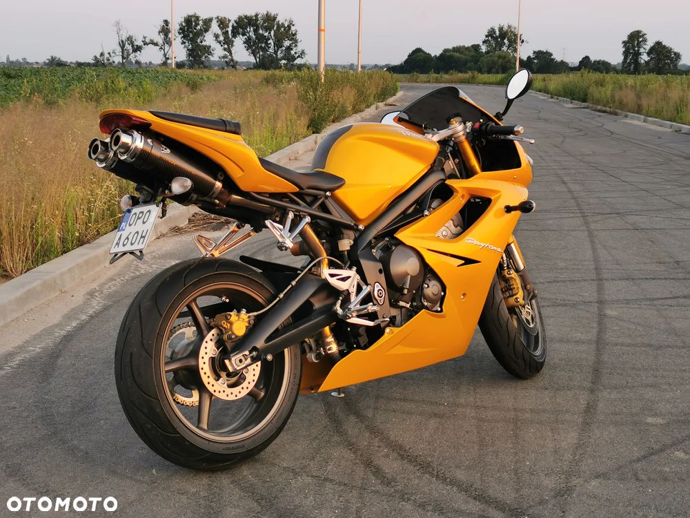 Triumph Daytona - 4