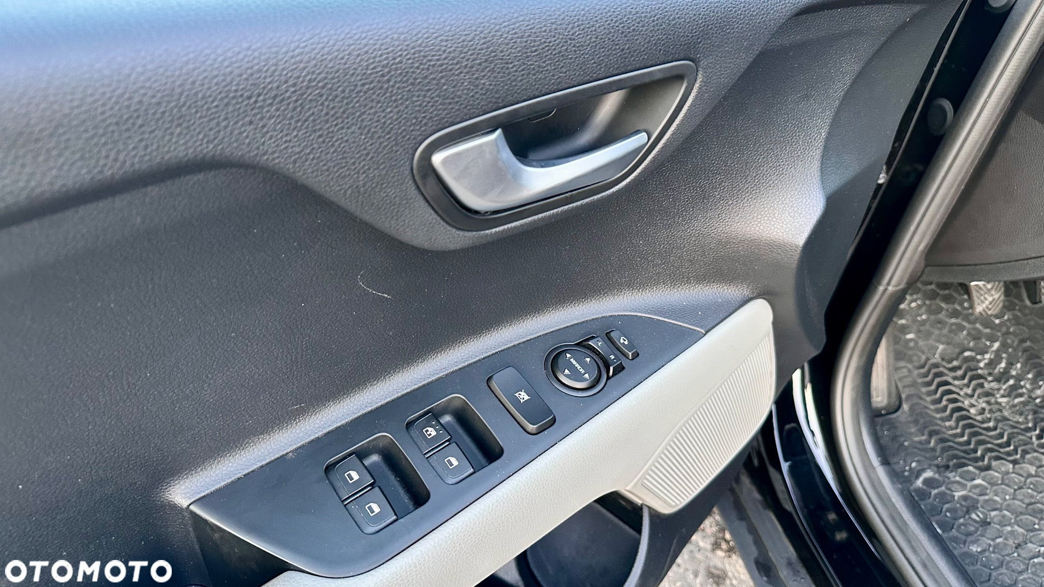 Kia Stonic 1.0 T-GDI L - 23