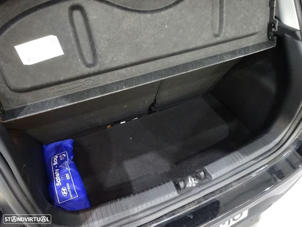 Hyundai i10 1.0 Comfort AMT - 31