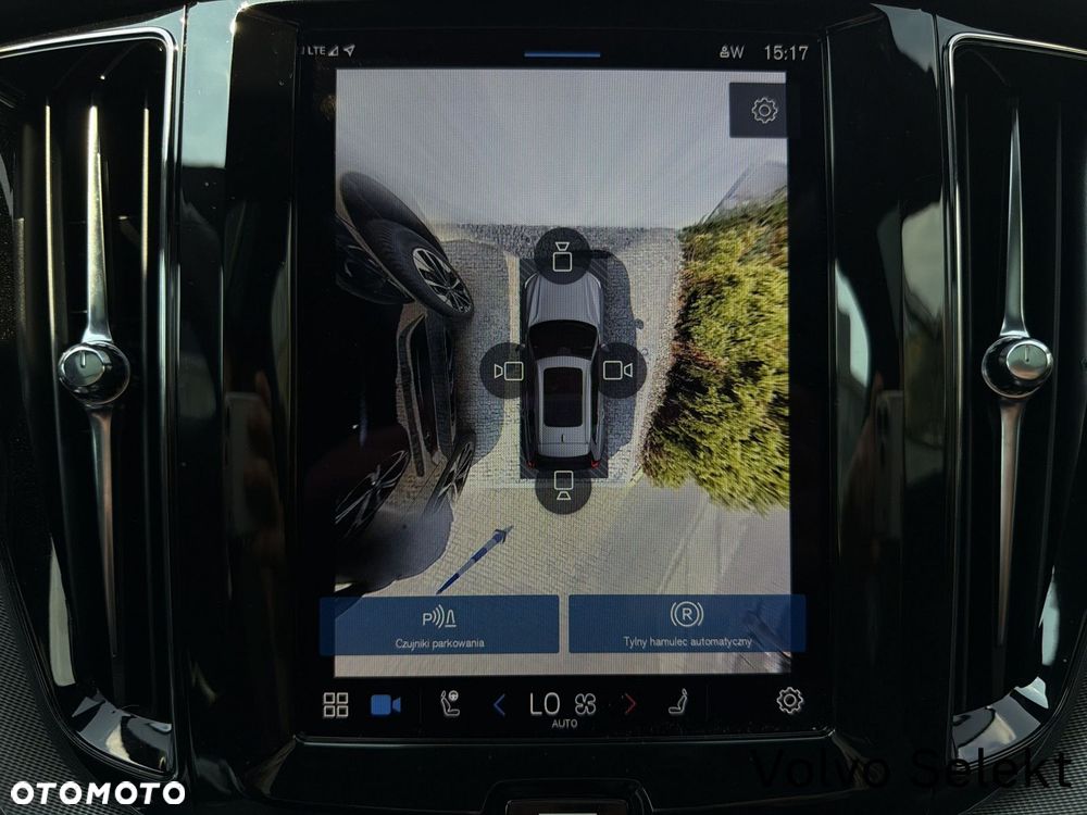 Volvo XC 60 - 24