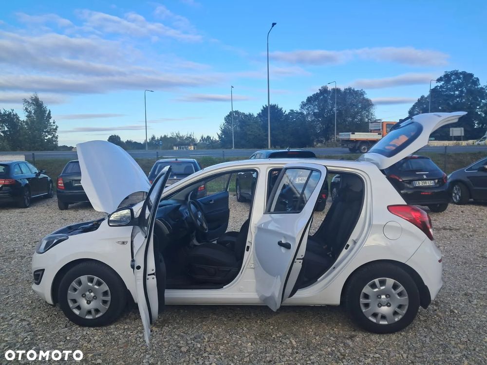 Hyundai i20 - 11