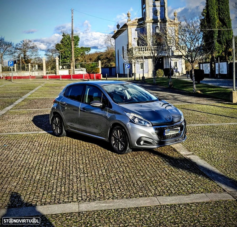 Peugeot 208 PureTech 110 Stop & Start Signature - 23