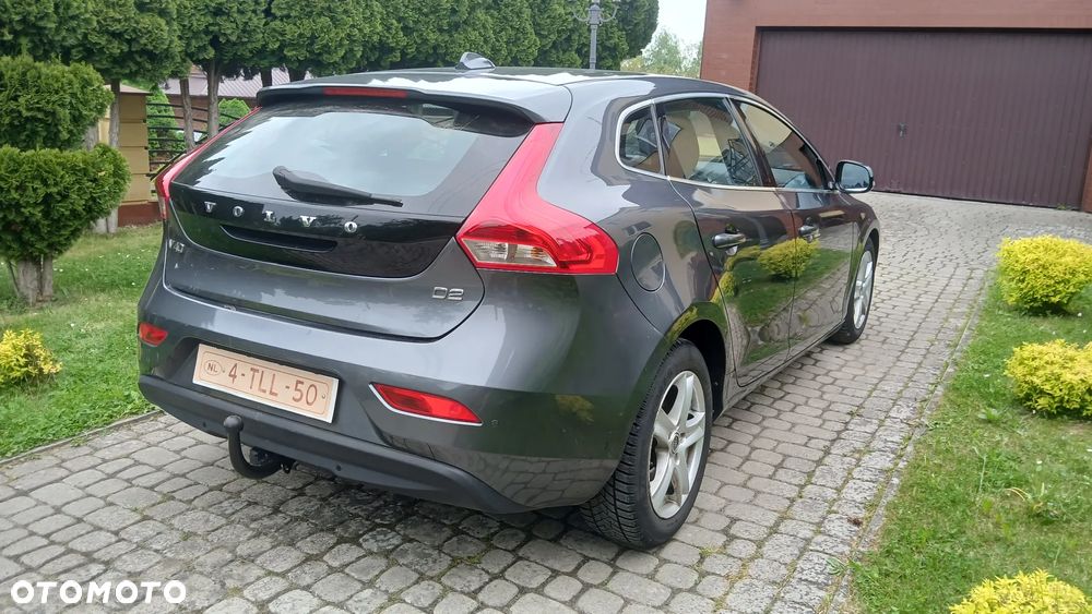 Volvo V40 D2 - 5
