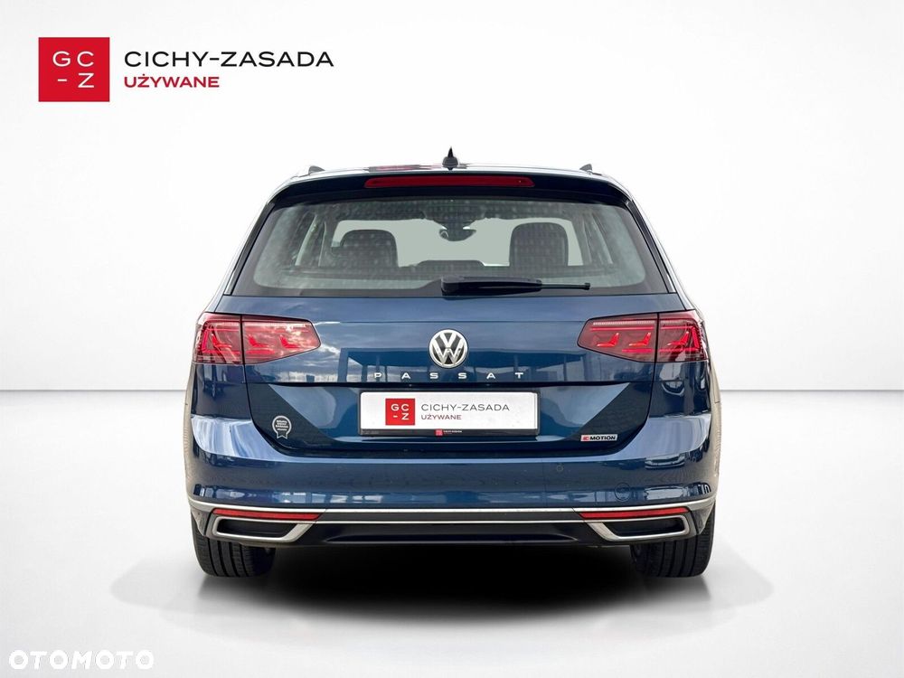 Volkswagen Passat 2.0 TDI Bi-Turbo BMT 4Mot Highline DSG - 6