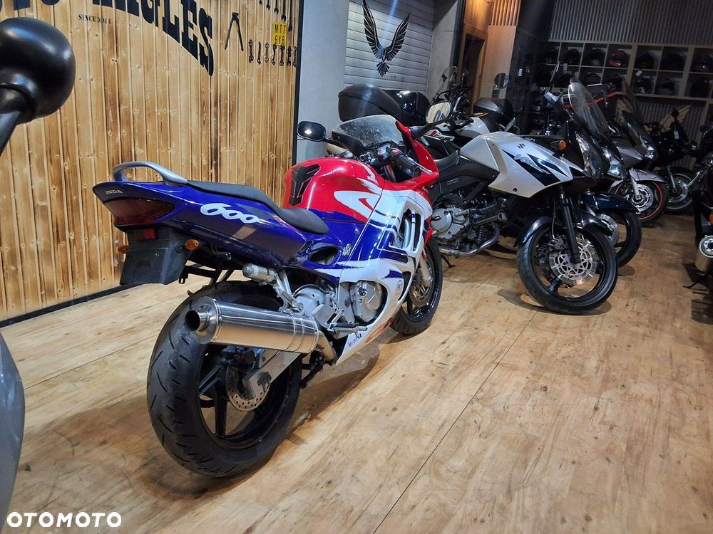 Honda CBR - 14