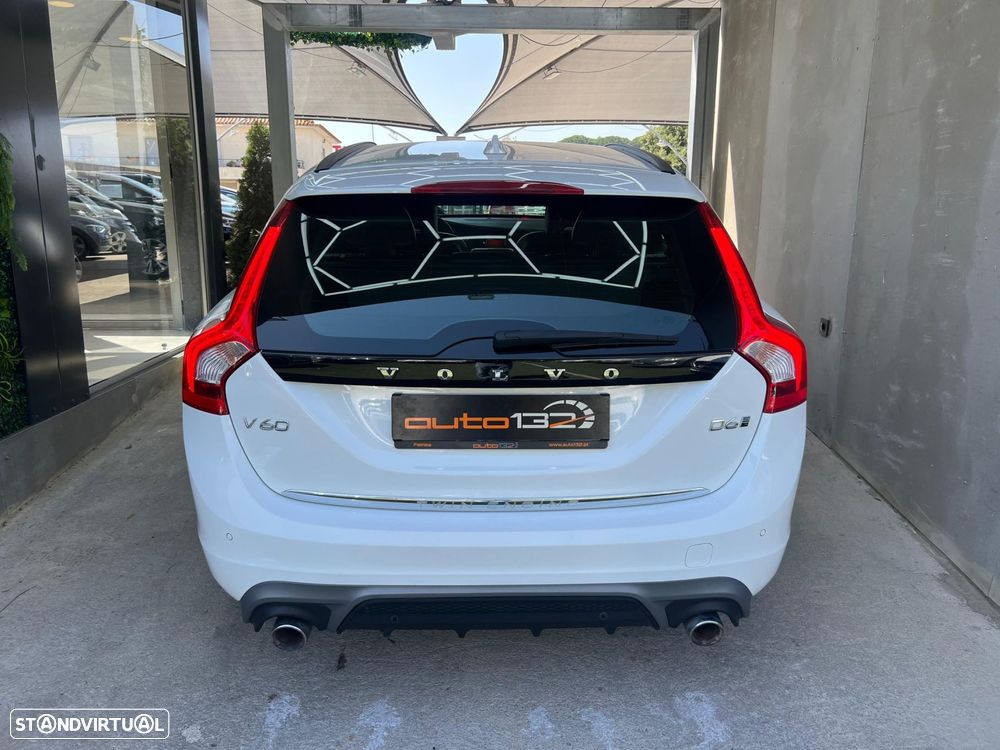 Volvo V60 2.4 D6 R-Design Sum.AWD Phev - 46