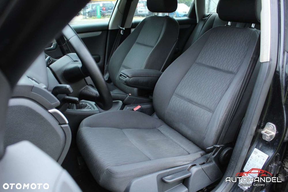 Audi A4 Avant - 8