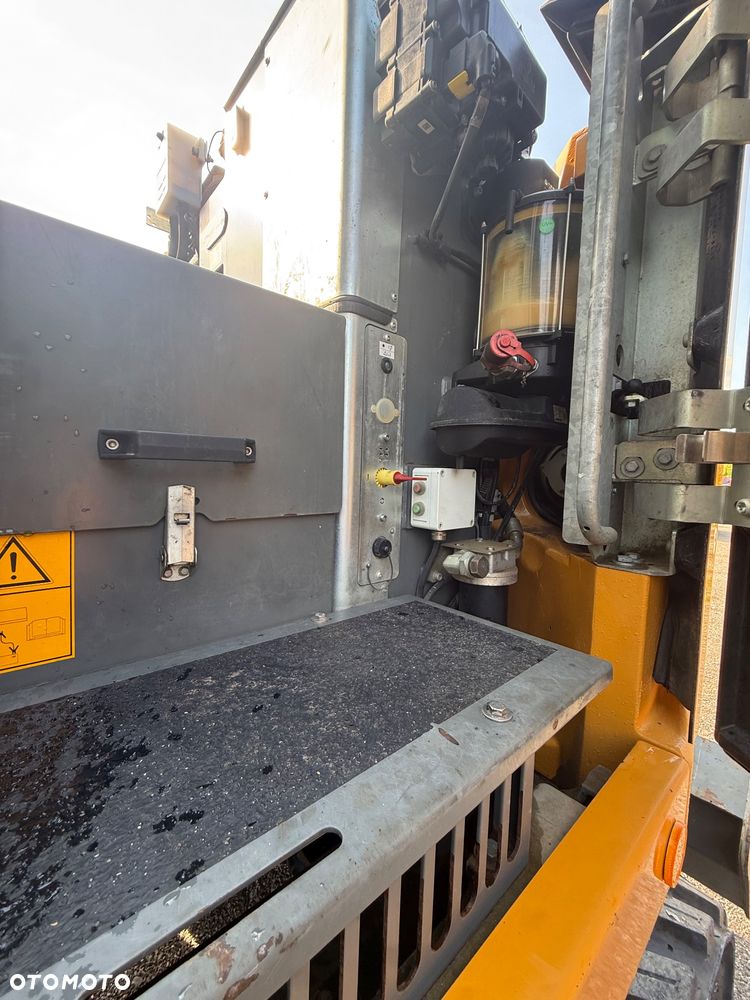 Liebherr 912 compact - 6