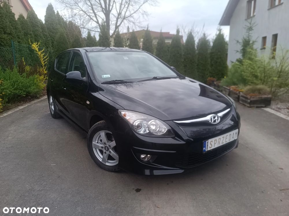 Hyundai i30 1.4 Base + EU5 - 1