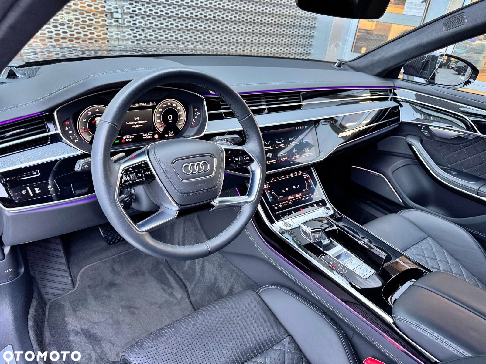 Audi A8 - 10