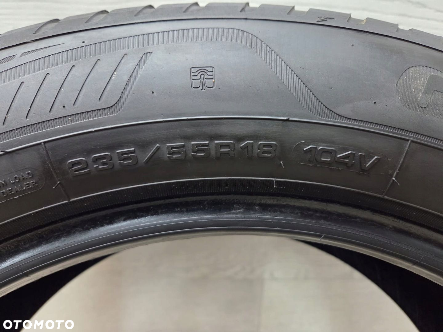 Opona całoroczna Goodyear Vector 4SEASONS GEN-3 SUV 235/55R18 104 V - 4